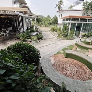 3* Penzion Field-d House
