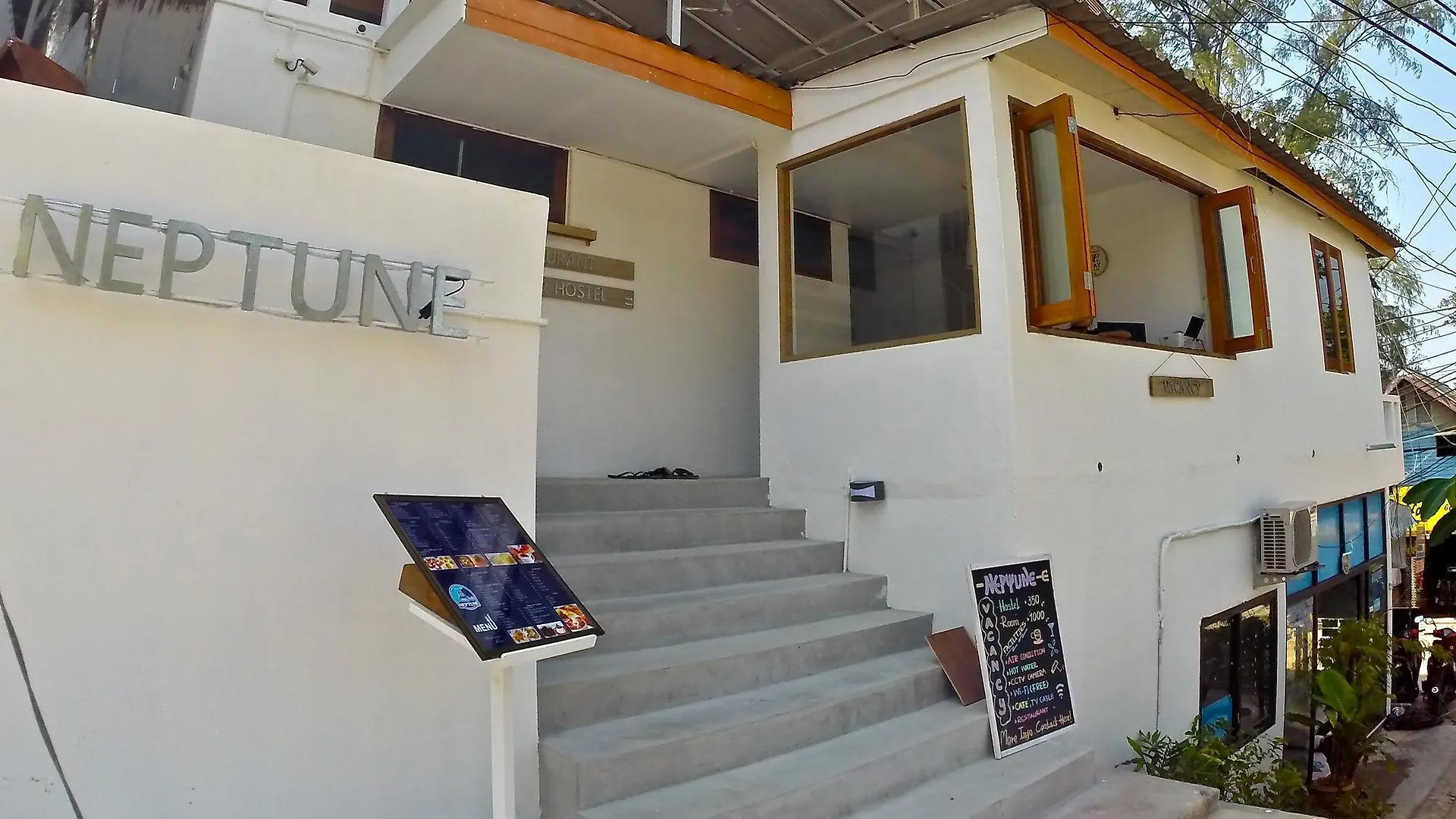 Neptune Hostel Koh Tao